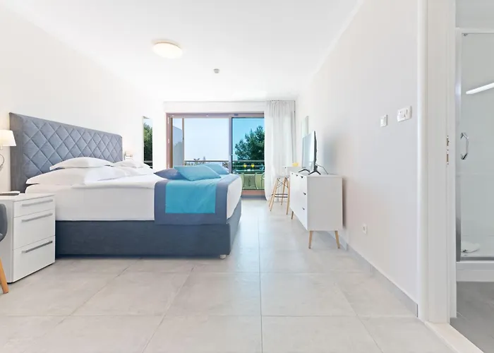 The Apartahotel Podstrana