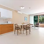 Appart hôtel The 4*