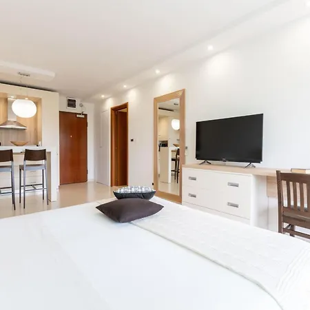 The Aparthotel 4*