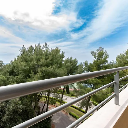 The Aparthotel 4*