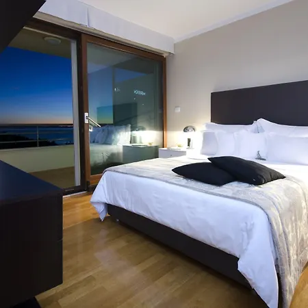 The Aparthotel Podstrana