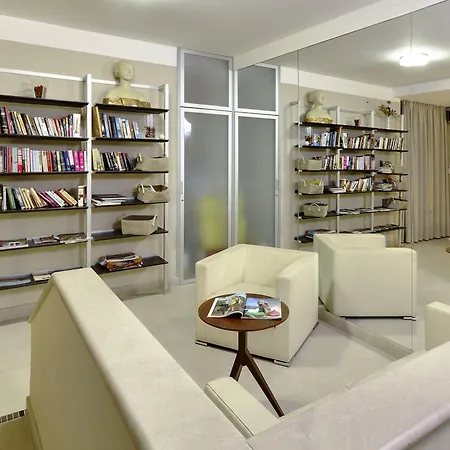 The 4* Podstrana